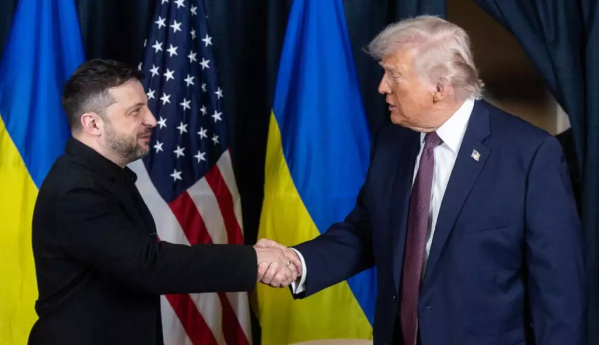 Украина, АҚШ және Ресей үшжақты кездесу өткізбек: Кездесудің қайда және қашан өтетіні белгілі болды