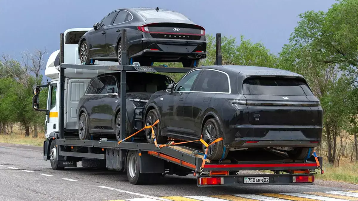 Казахстан отменил таможенную пошлину для авто EREV - новости на Lada.kz 22.01.2026