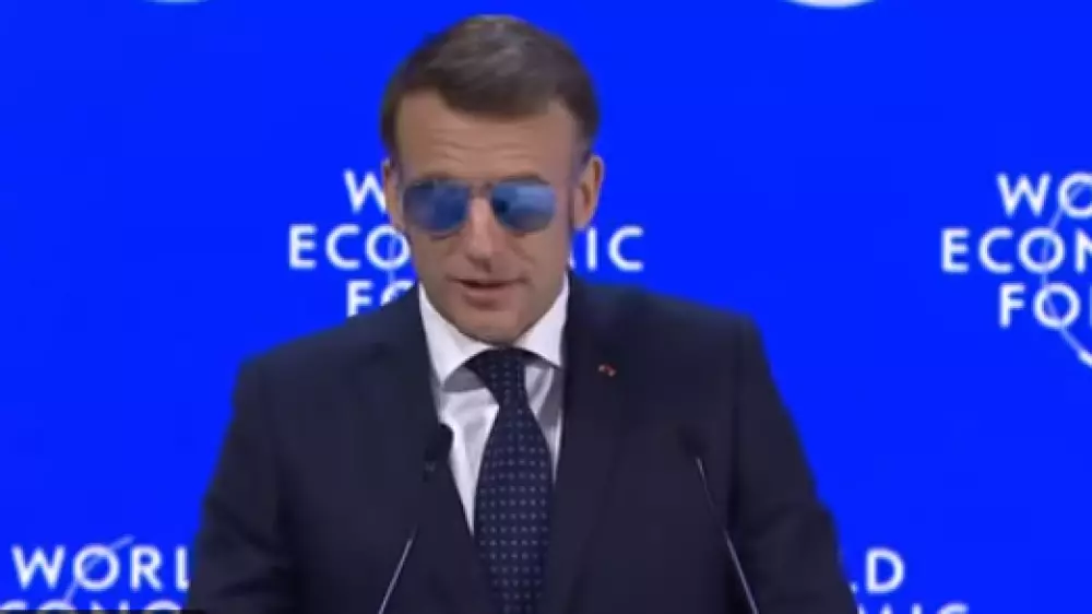 Макрон в образе Top Gun: акции производителя очков взлетели за сутки