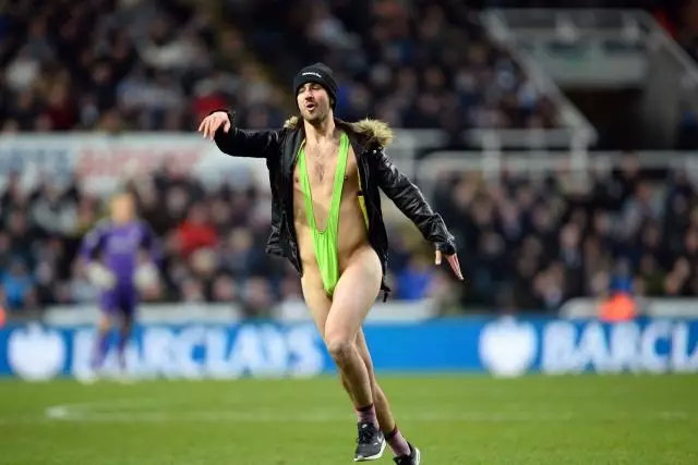 В Казахстане три болельщика Брюгге осуждены за имитацию Бората