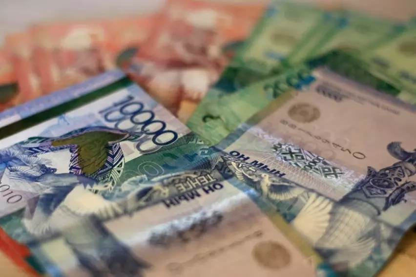 Пенсии на 4,225 трлн тенге выплатили из бюджета в 2025 году в Казахстане