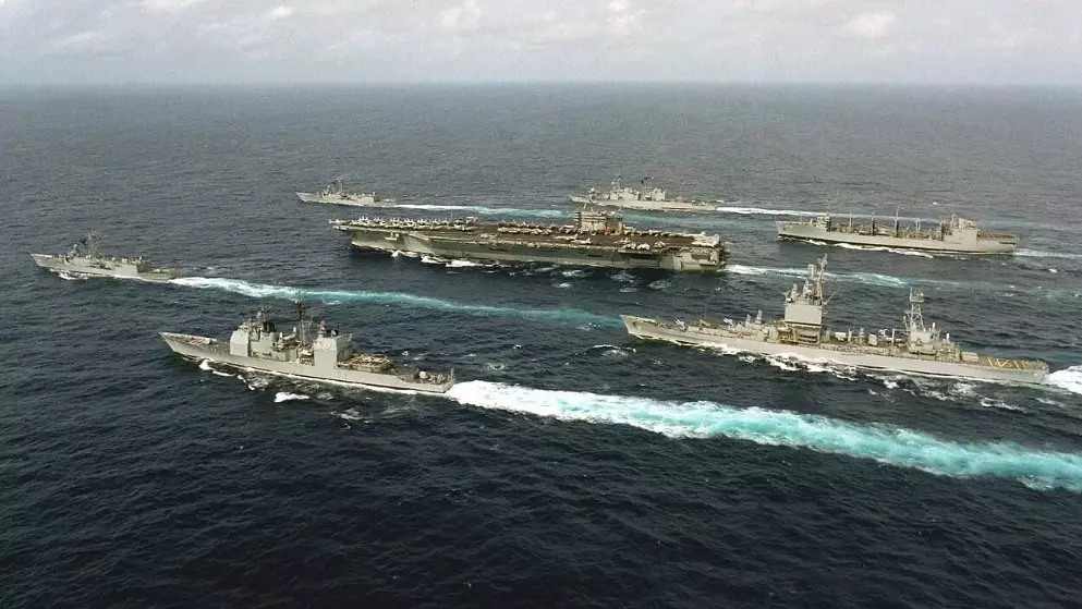 Трамп Иран жаққа ірі әскери флот жіберді