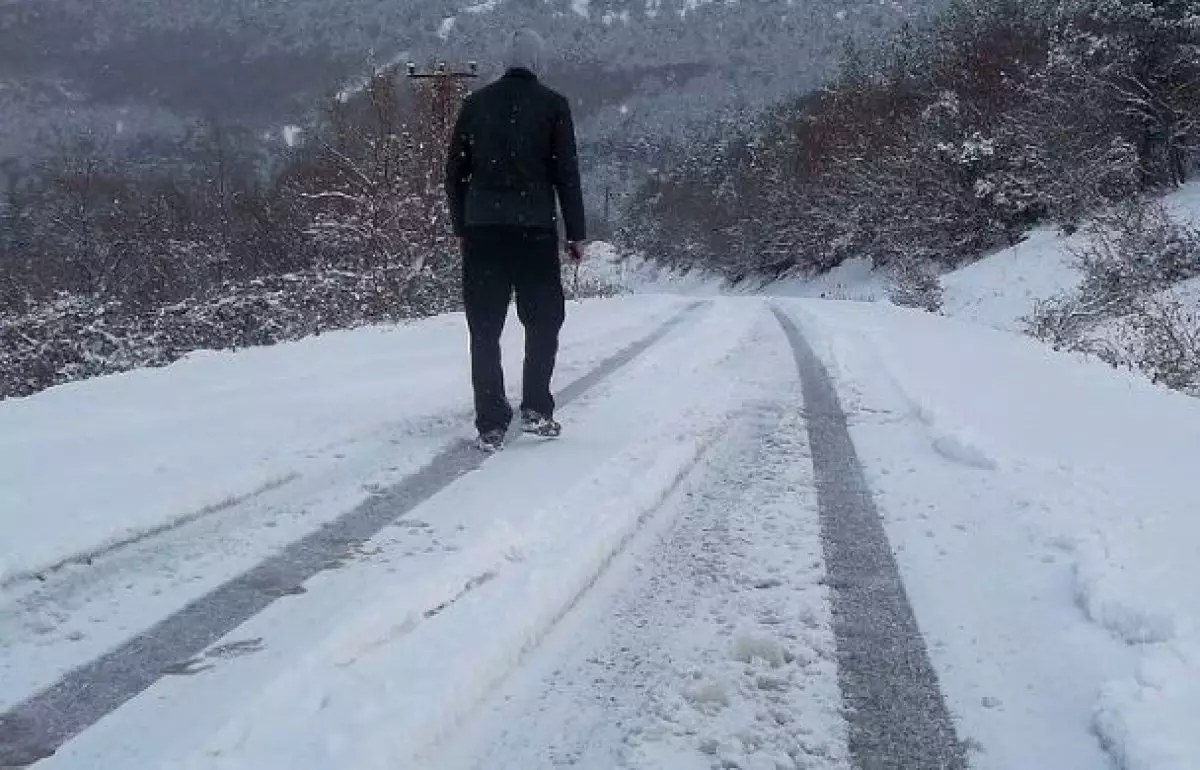 Двое человек лишились конечностей из-за обморожения в СКО