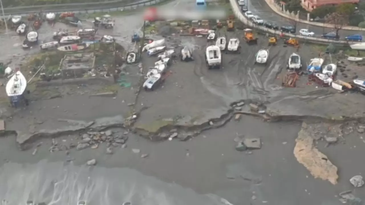 Ущерб от циклона подсчитывают в Италии