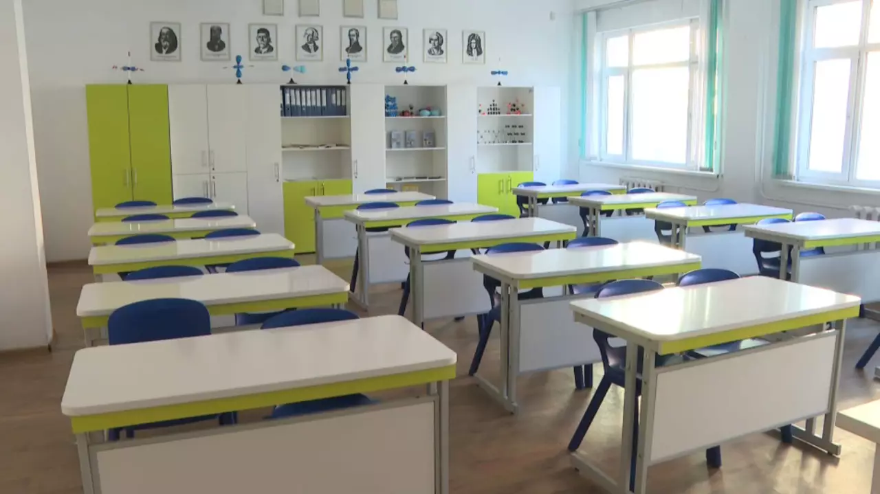 Учащихся 0-6 классов второй смены перевели на дистанционное обучение в Астане