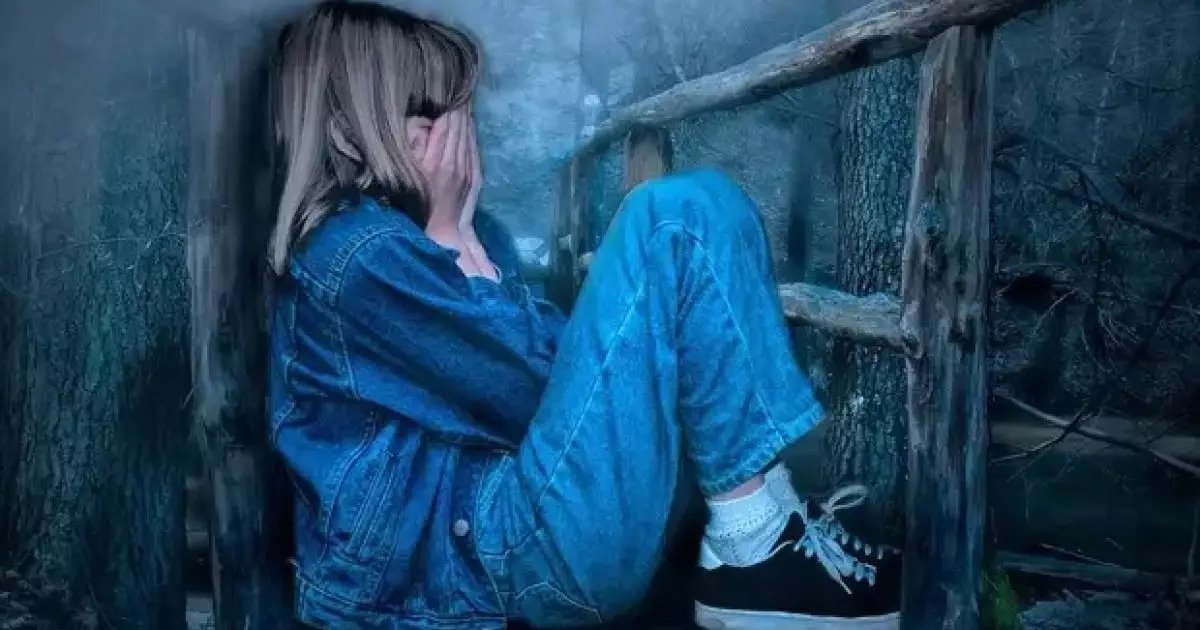  12 жастағы қызды туысы бір жарым жыл бойы зорлап келген 