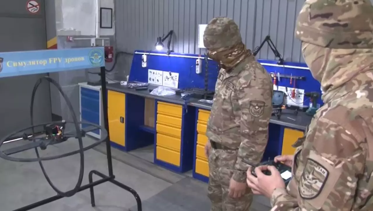 Операторов беспилотников готовят в армии