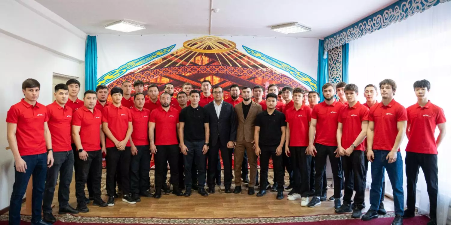 Атбасардағы жастар «Дала Қырандары» қатарына өту үшін күш сынасты