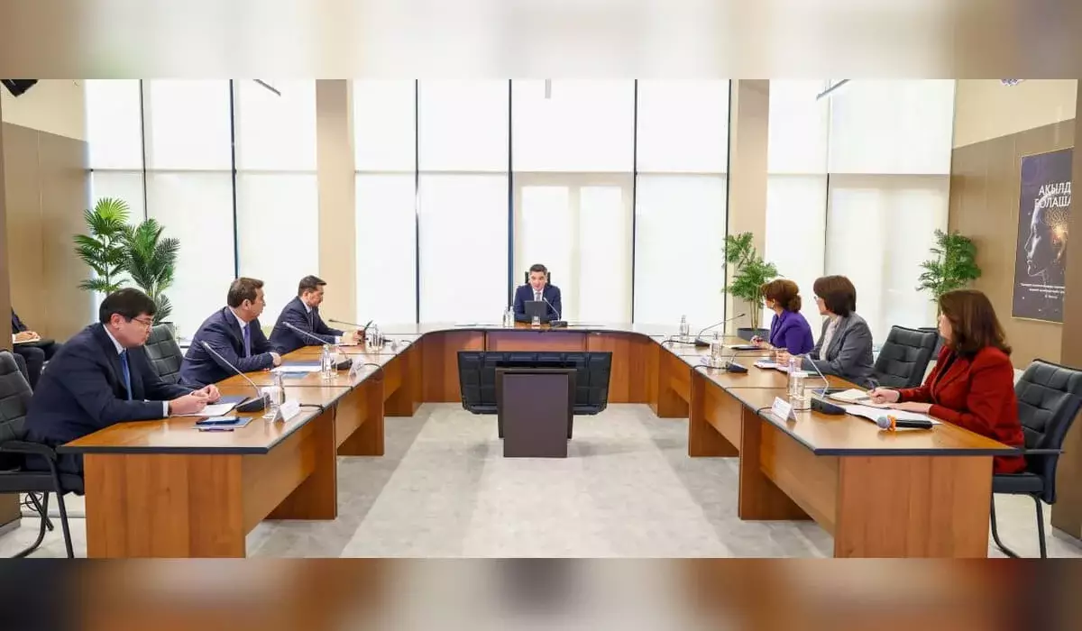 Штрафы и пени за ошибки по налогам не будут взымать в Казахстане в 2026 году – премьер-министр