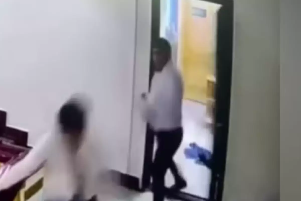 Драка Сапиева и его заместителя попала на видео