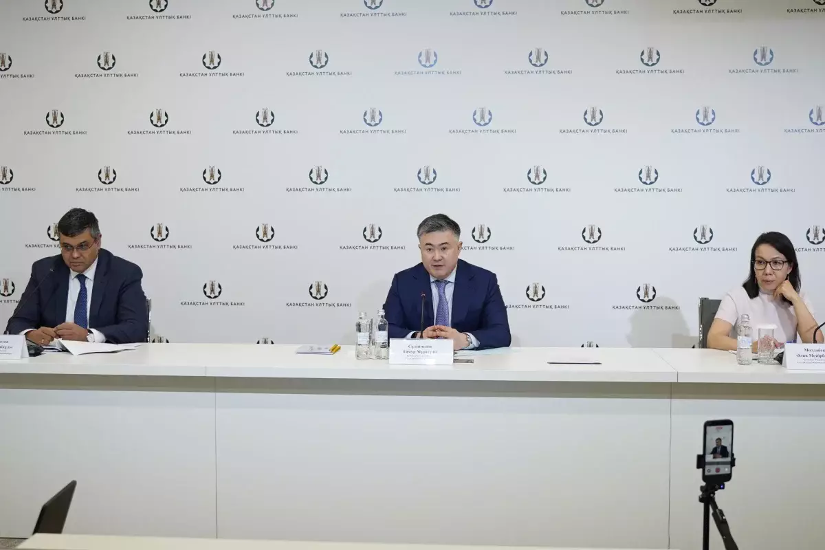 Детские выплаты Нацфонда: можно ли передать их брату или сестре