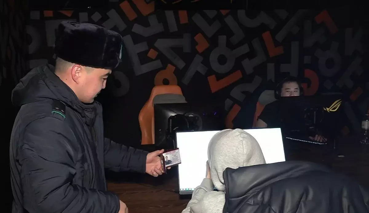 Без нарушений: в Алматы прошли ночные проверки компьютерных клубов