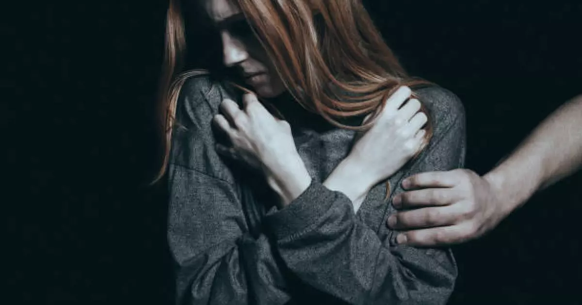   Жамбылда 12 жастағы қызды 46 жастағы туысы ұзақ уақыт бойы зорлап келген   