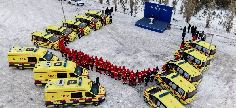 10 новых авто передали станции скорой помощи Семея