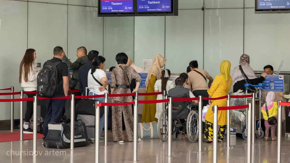 Рейсті кешіктіреді, бірақ тамақ та, қонақ үй де бермейді: Отандық авиакомпаниялар сынның астында қалды