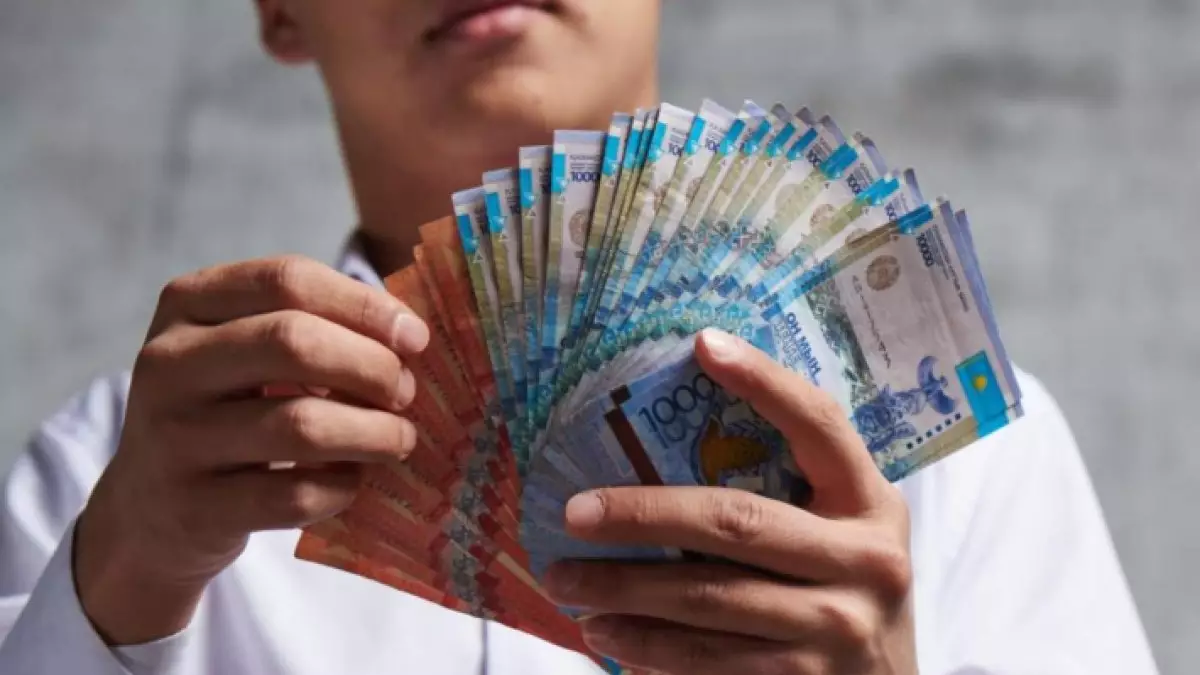 354 мыңнан астам адам жұмысынан айырылуына байланысты МӘСҚ-тен төлем алды