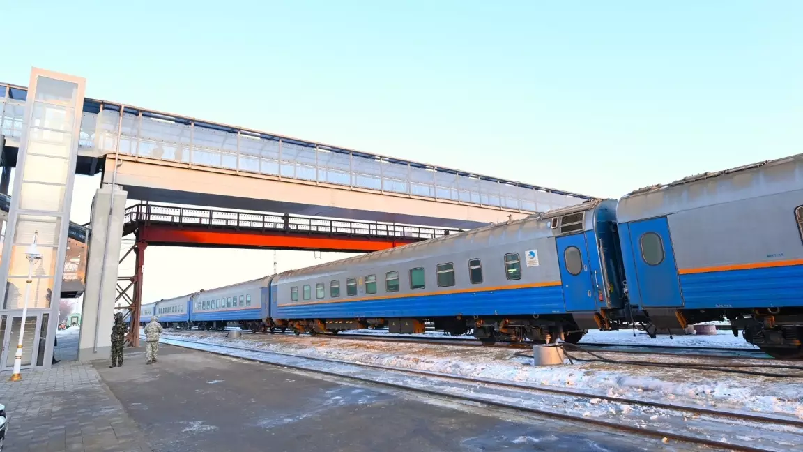Қазалы ауданында теміржол үстінен өтетін аспалы көпір пайдалануға берілді