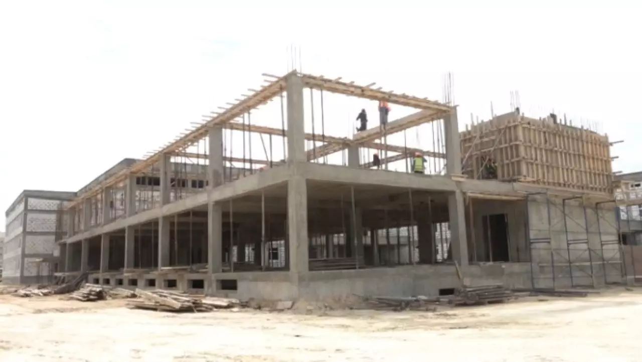 81 школу построили за счет возвращенных активов