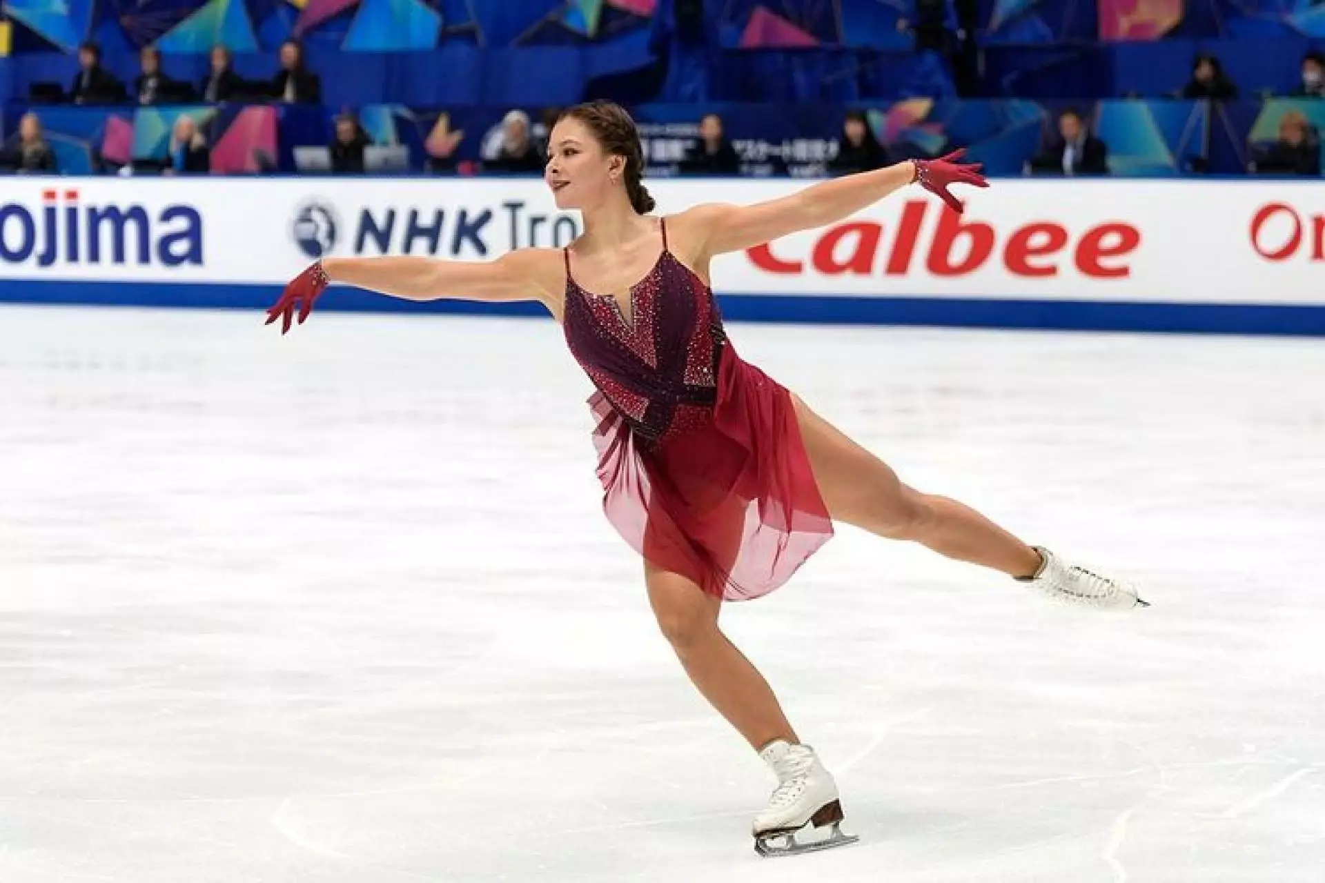 Казахстан пробился в десятку на престижном турнире по фигурному катанию