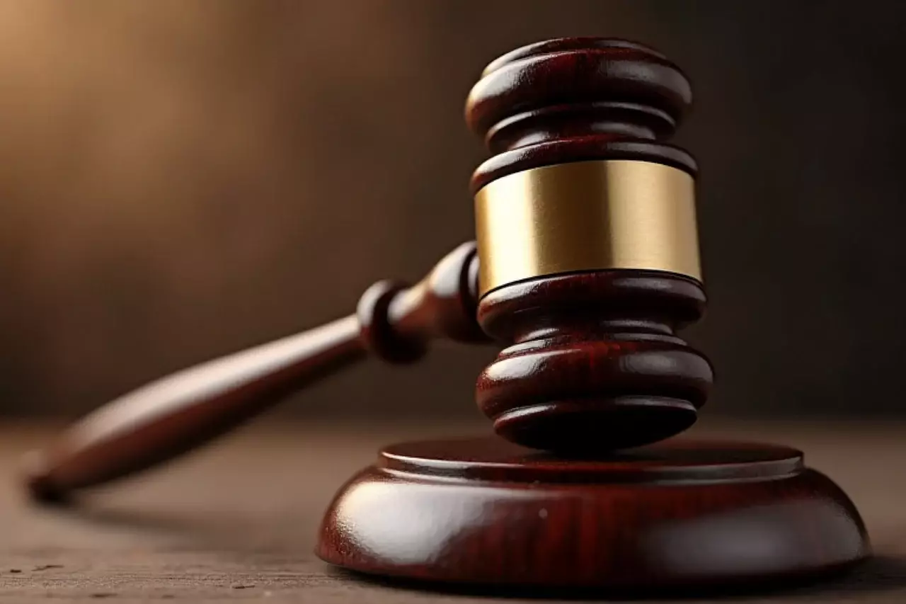 Обманувшую 11 человек осудили в Павлодаре