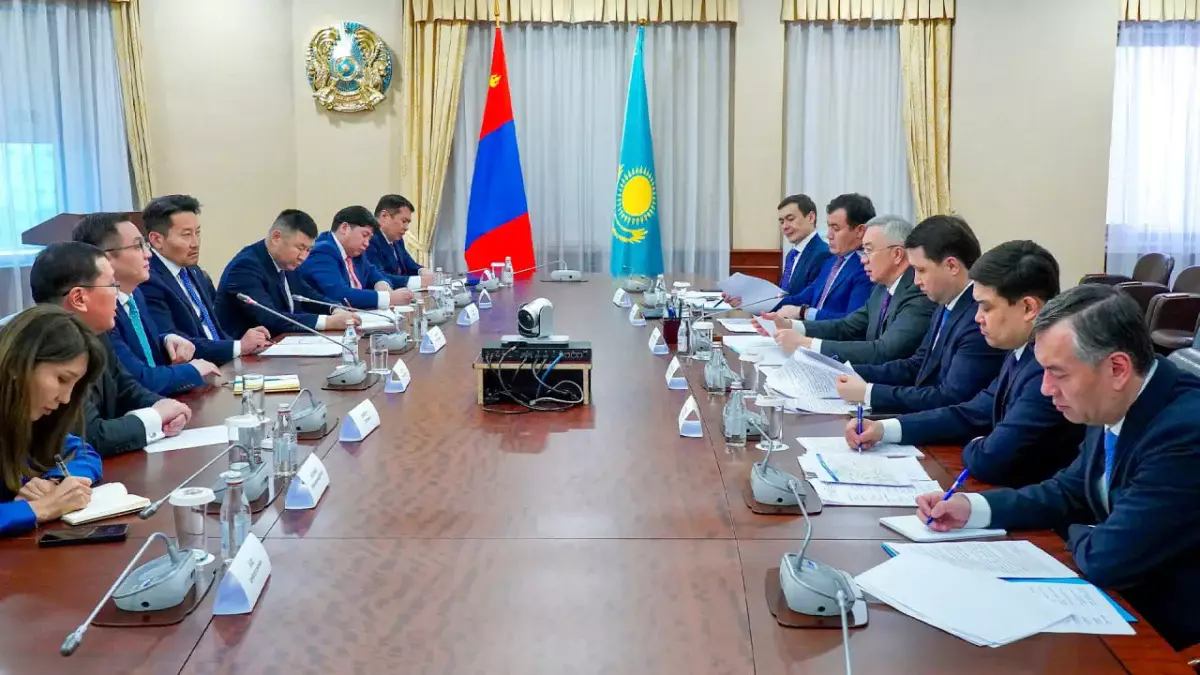 Қазақстан мен Моңғолия тауар айналымын 500 млн долларға арттырмақ