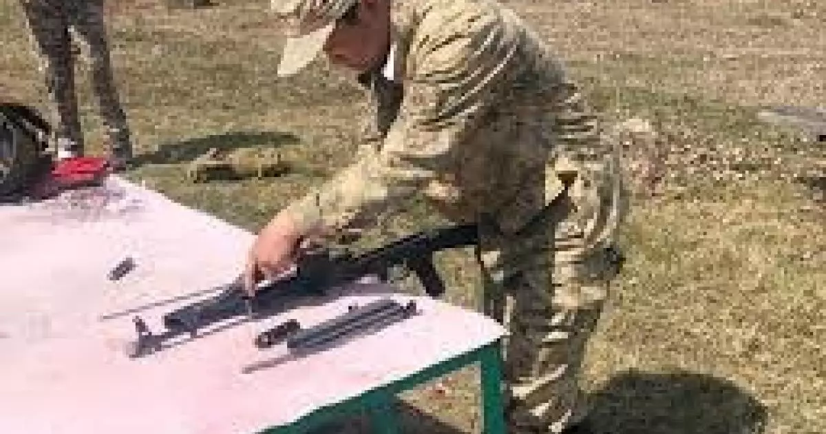  Школьников Казахстана отправят на военные сборы: проект запустят в трёх регионах 