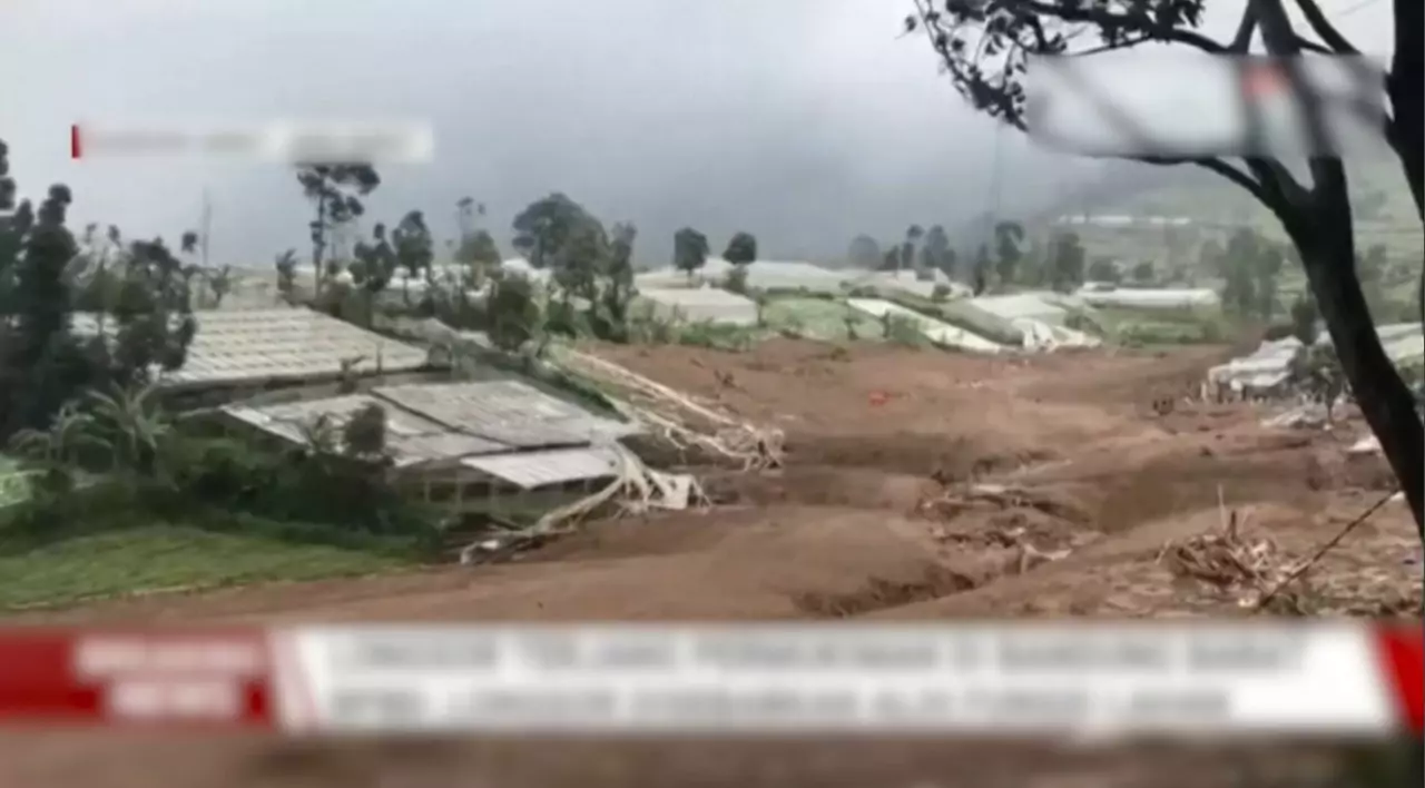 Индонезияда көшкіннен жеті адам опат болды