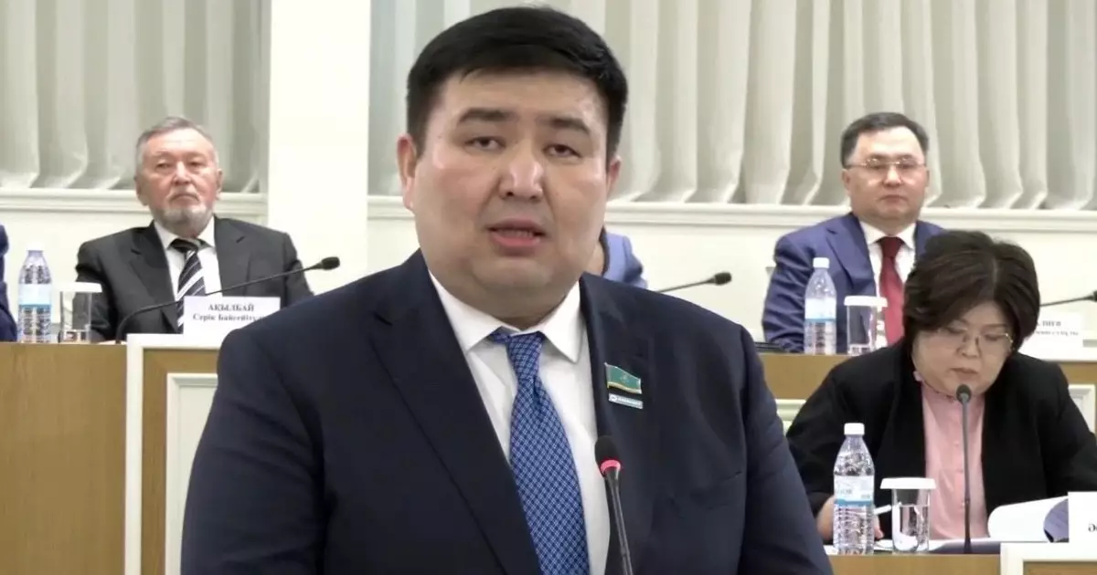  Неке тек ер мен әйел арасында болатын одақ – депутат 