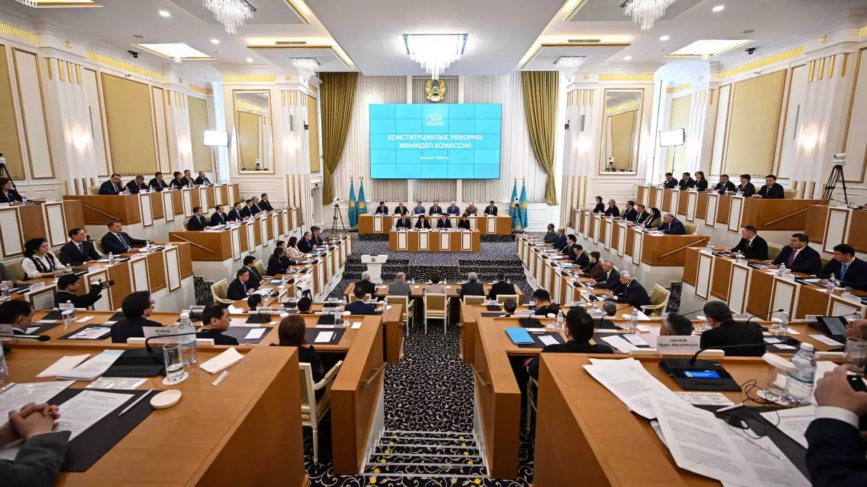 "Кәсіпкерлікпен айналыспауға міндетті". Қазақстанда Вице-президенттің өкілеттіктері айқындалды