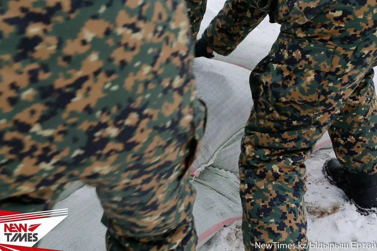 Военные сборы для школьников проведут в Казахстане