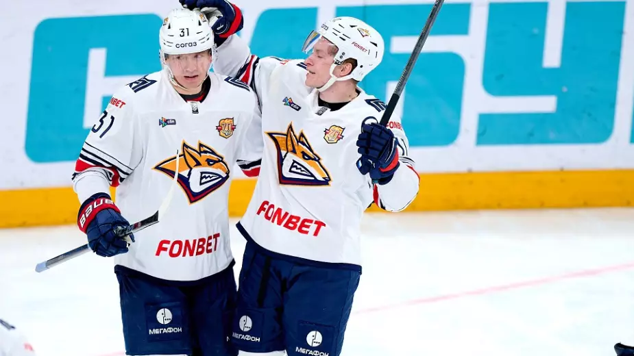 Гол и передача Никиты Михайлиса принесли "Металлургу" победу в КХЛ (ВИДЕО)