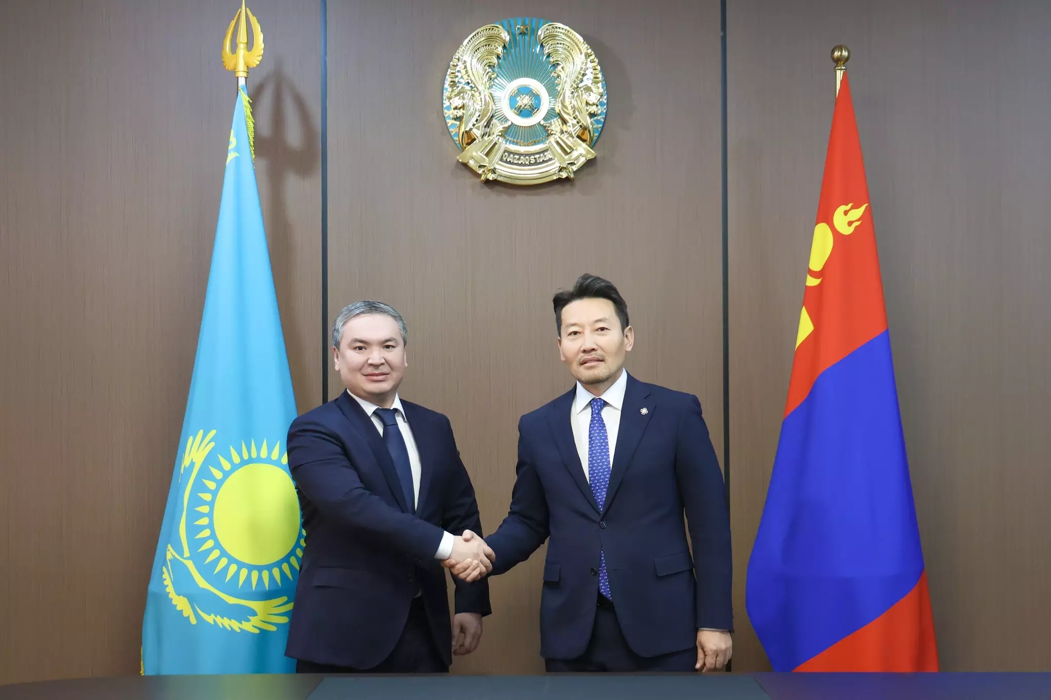 Хадарсайдын Х.Ганхуяг Казахстан улсад ажлын айлчлал хийж байна.