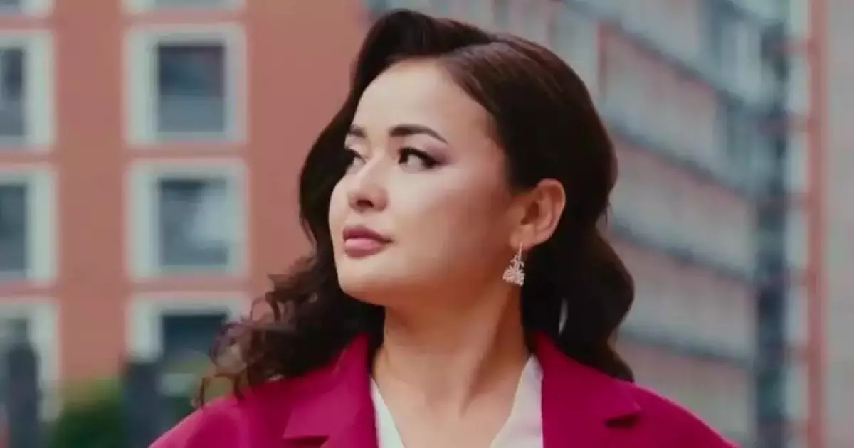  «Жар таңдаудан жаңылмаңдар»: Мөлдір Мұқанованың сөзі жұртты ойландырды (ВИДЕО) 