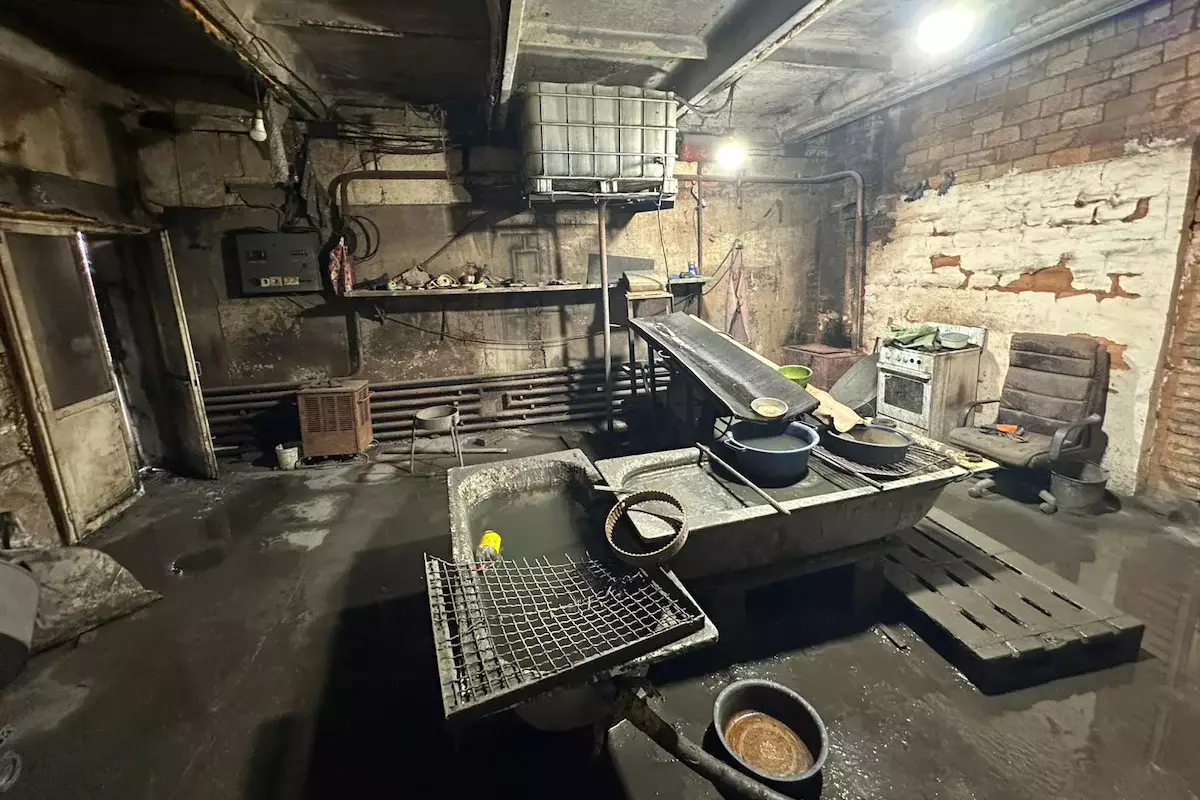 Подпольный цех по переработке золота накрыли в Акмолинской области