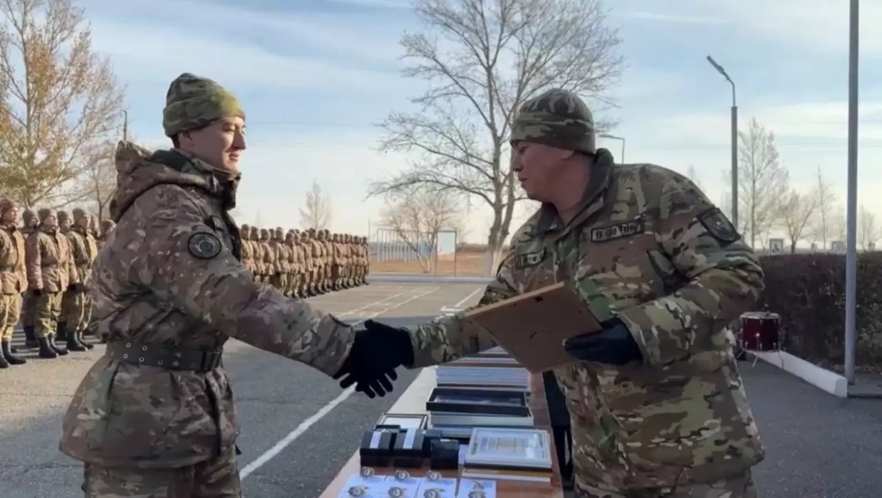 Отан алдындағы борышын абыроймен өтеген жастарға ҰБТ-сыз оқуға түсу қарастырылған