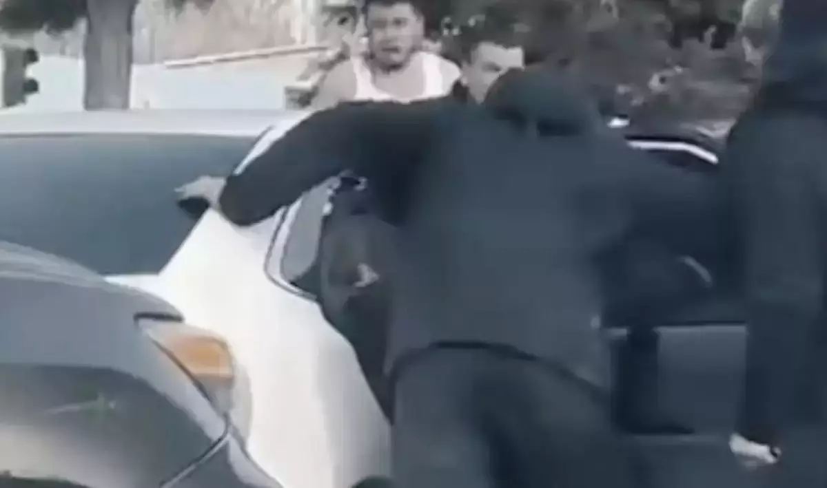 Жол апатынан кейінгі төбелес өліммен аяқталды: Шымкентте тағы үш күдікті ұсталды