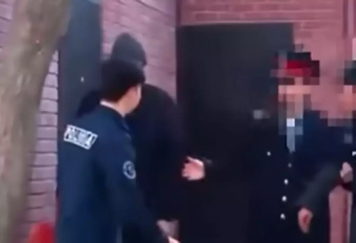 Хотели хайпа, получили протокол: в Актау наказали псевдополицейских