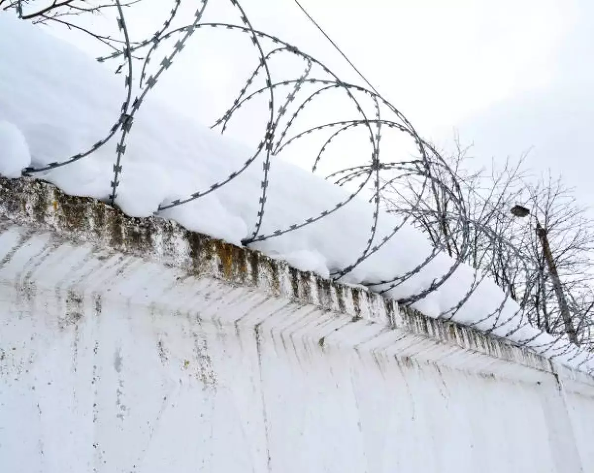 Атырау маңындағы түрмеде өрт шықты: сотталғандар зардап шекті