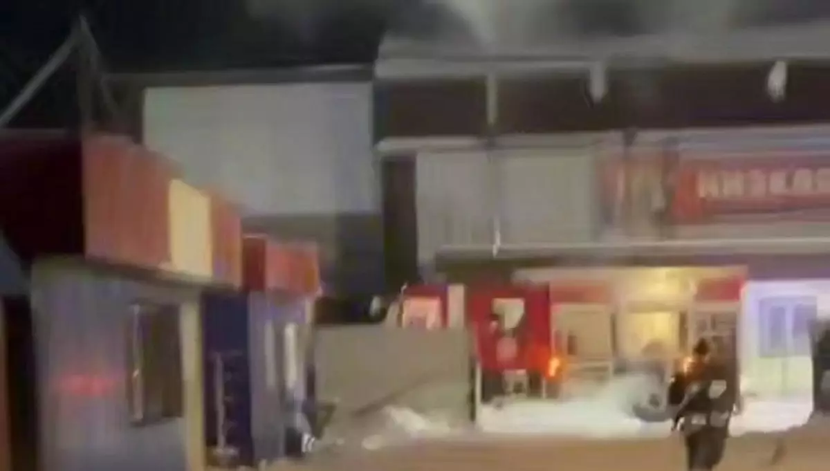 Пожар произошел на рынке в СКО