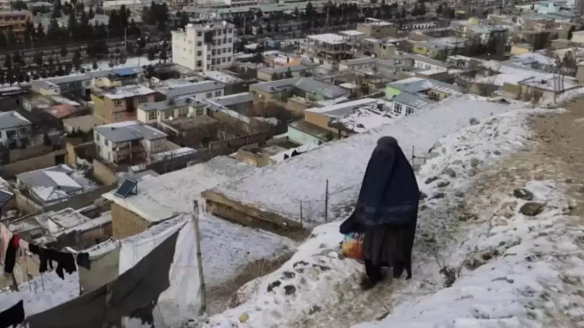 Ауғанстанда қарлы бораннан ондаған адам көз жұмды