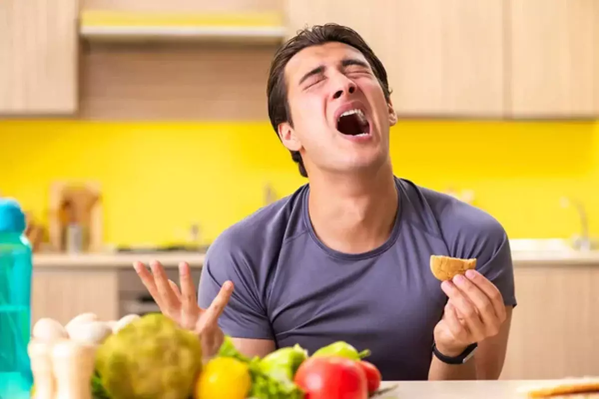 Дәрігерлер ашқарынға жеуге болмайтын тағамдарды атады