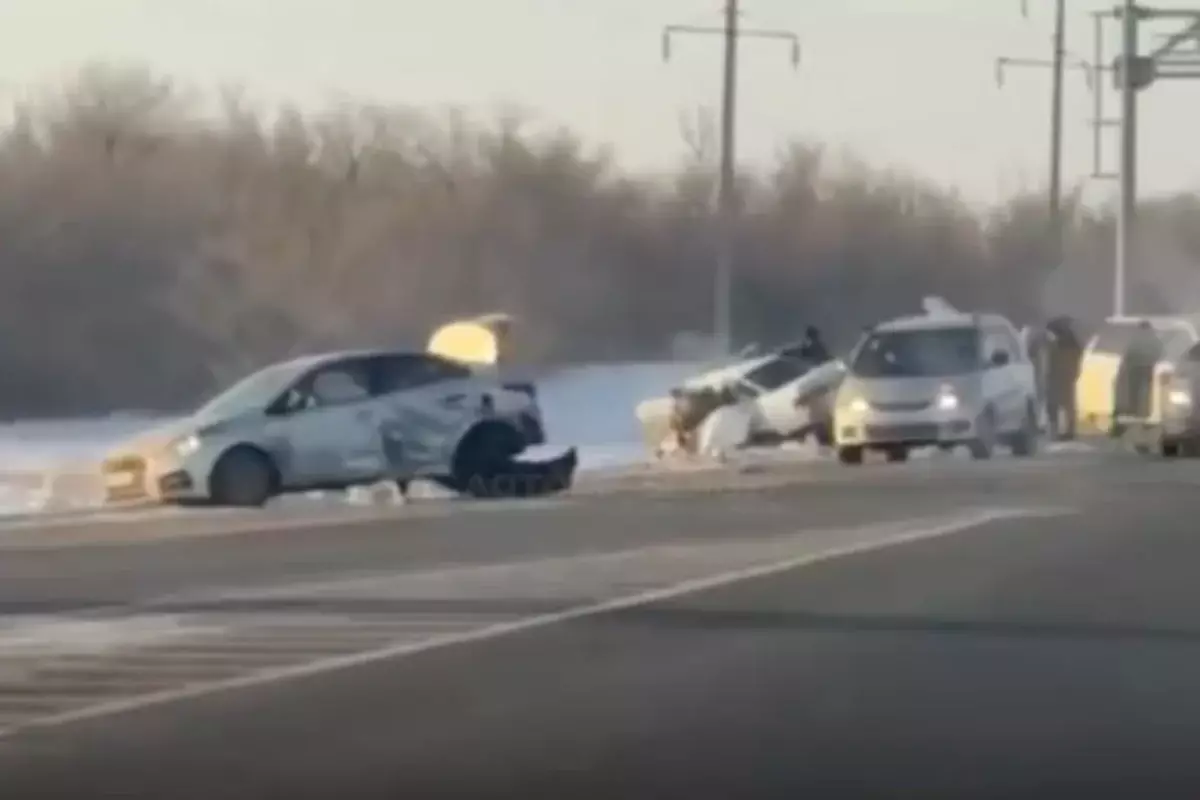 Массовое ДТП на трассе Актобе – Оренбург: погибли четыре человека (ВИДЕО)