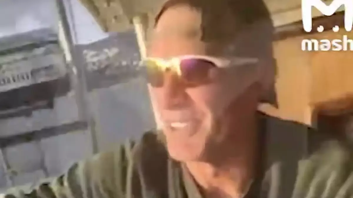 Американец получил 5 лет колонии за попытку доплыть на яхте к блогерше из Казани