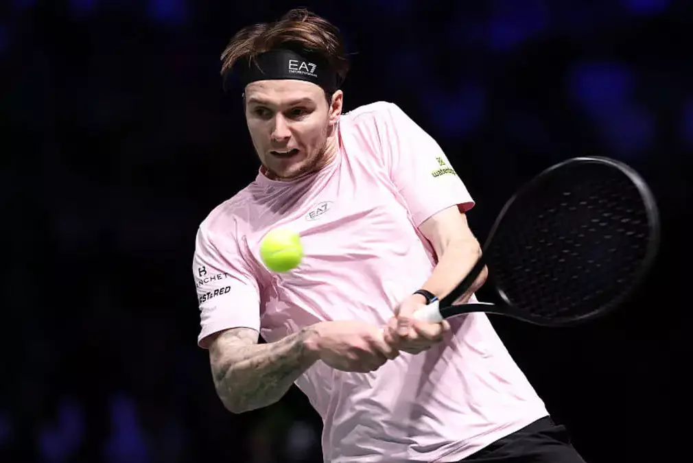 Александр Бублик завершил выступление на Australian Open после поражения де Минору