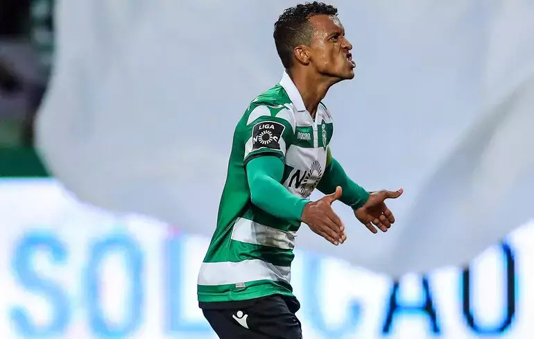 Знаменитый 39-летний португальский футболист возобновил карьеру в Казахстане.