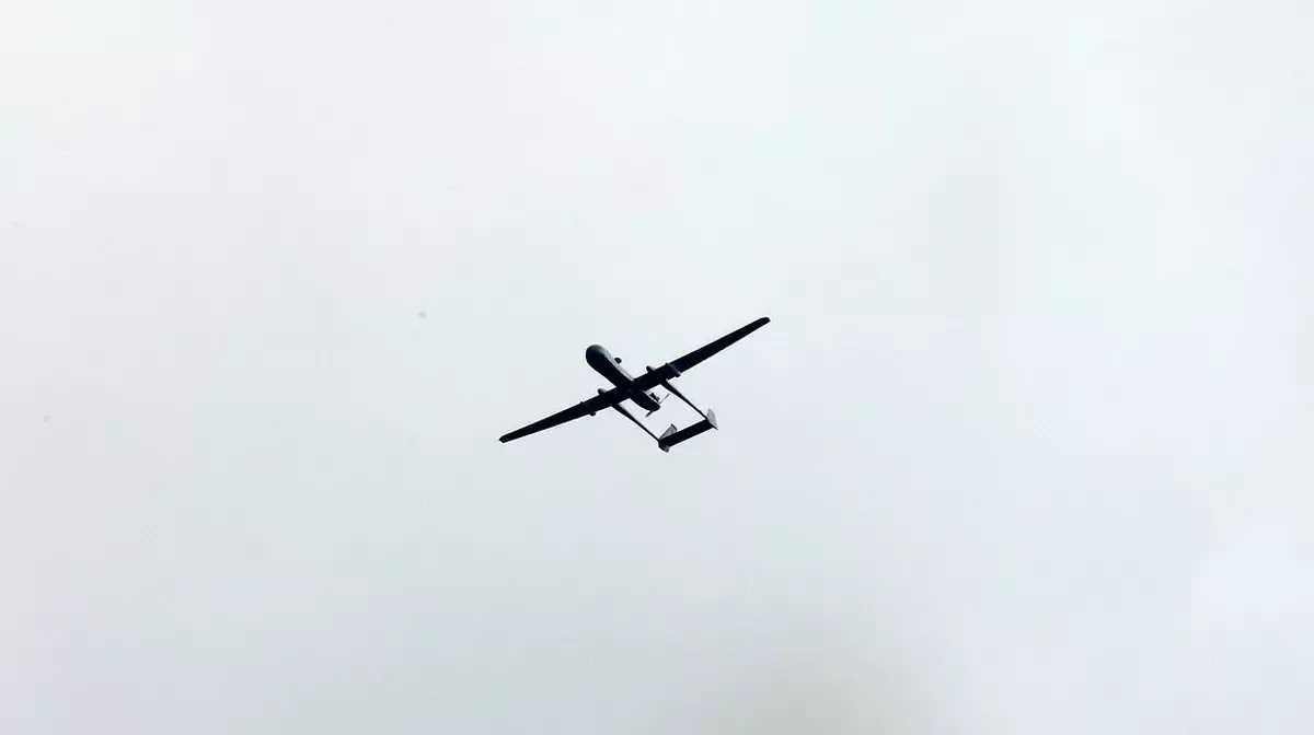 Атака дронов в Краснодарском крае: пожары на НПЗ и повреждения в трёх районах