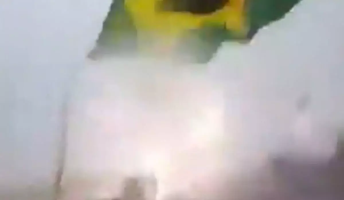 Молния ударила в толпу в Бразилии: пострадали не менее 70 человек