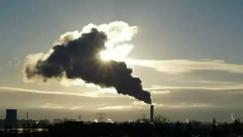 Дышать стало опасно в Атырау