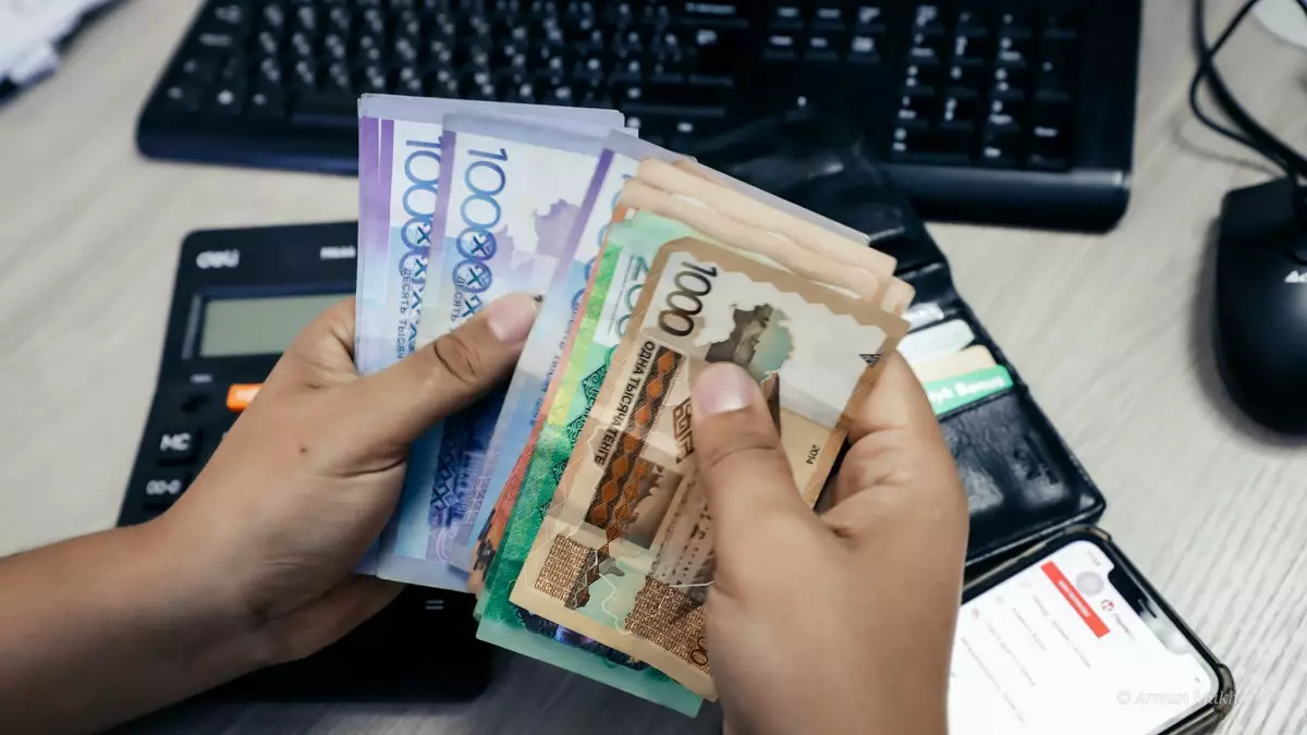 Зиянды саладағы жұмысшыларға арнайы төлем: Кімдер қанша алды?