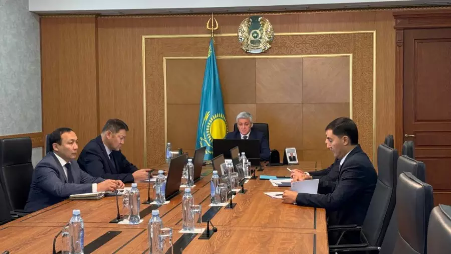 Сәпиев пен Есімхановтың арасындағы дау: жағдайға Қарағанды облысының әкімі пікір білдірді